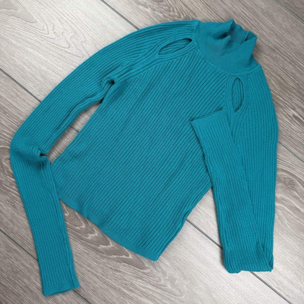 Urban Outfitters Women's Aria Long‎ Sleeve Cropped Ribbed Cutout Top Turquoise M